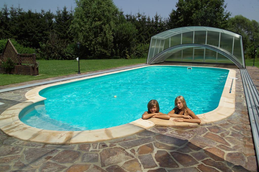 Hotel Garni Thermenoase Bad Blumau Buitenkant foto
